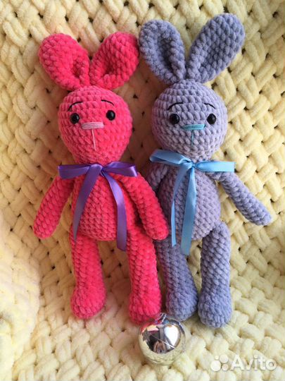 Зайки вязаные