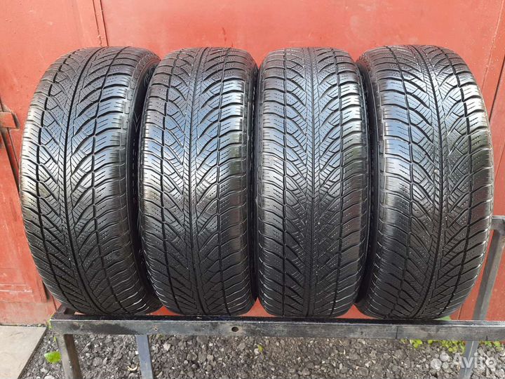 Goodyear UltraGrip Performance 205/55 R16 91H