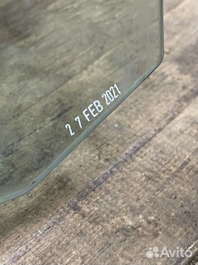 Стекло водительское Mitsubishi L200 kkkl