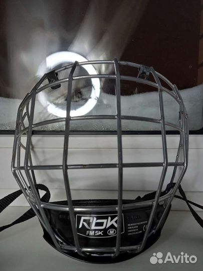 Хоккейный шлем Rbk