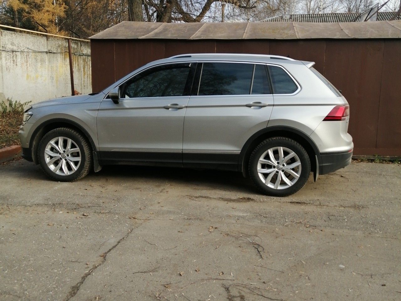 Volkswagen Tiguan: фото владельца