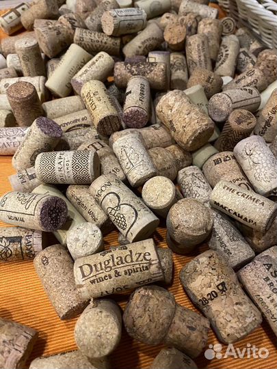 Пробки и крышки