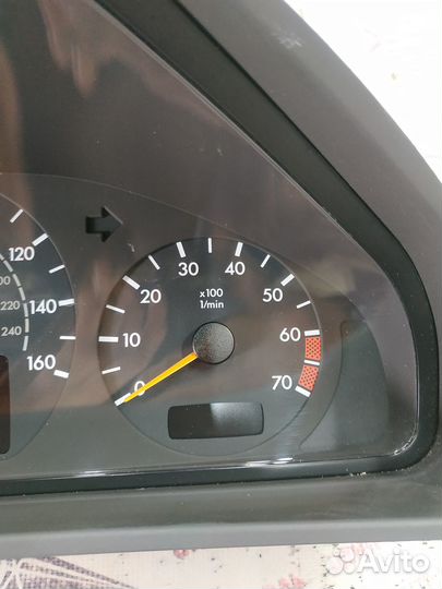 Щиток приборов w210 Mercedes рест бензин