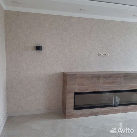 Поклейка обои