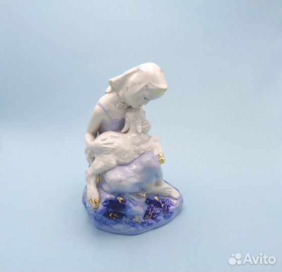 Алёнушка с козленком. 1950 - е годы. Чудово