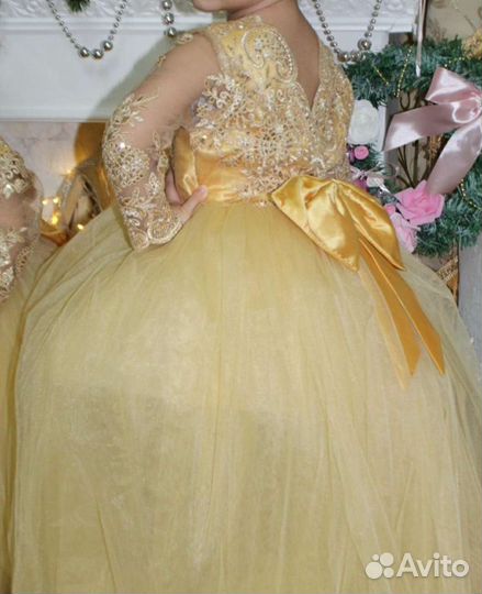 Вечернее платье