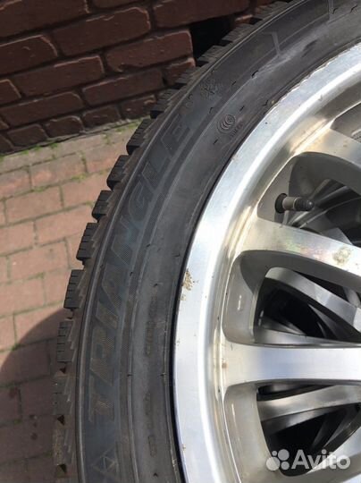 Triangle Snowlink TWT02 245/45 R18