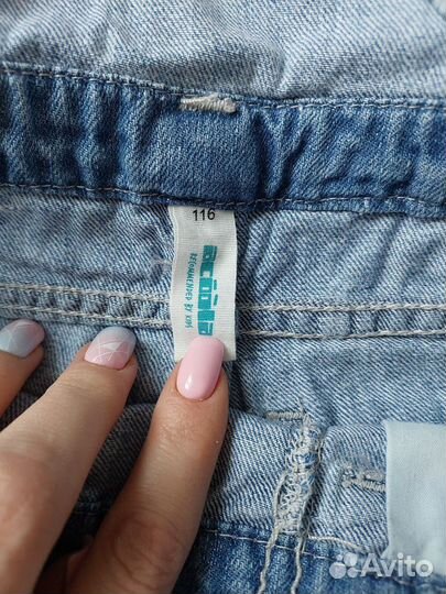 Джинсовый комбинезон для девочки