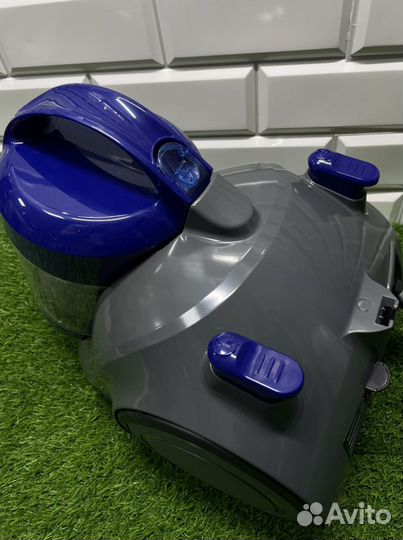 Пылесос Midea Новый