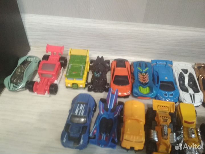 Срочнопродам Hot wheels машинки