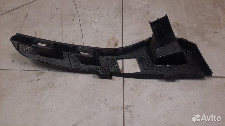 Кронштейн бампера передний левый Renault Arkana