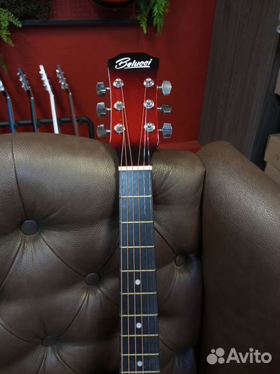 Акустическая гитара Белуччи новая