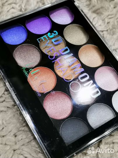 Перламутровая палетка теней 10 цветов