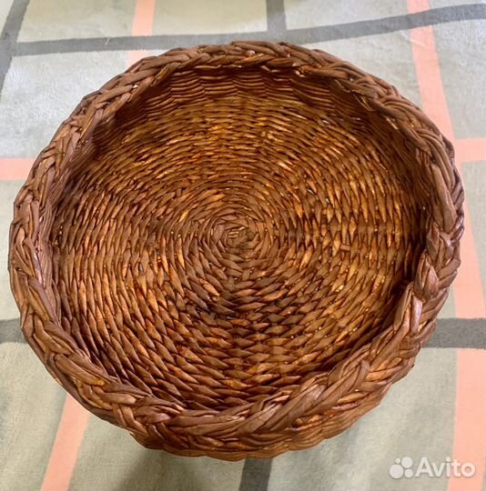 Корзина плетеная