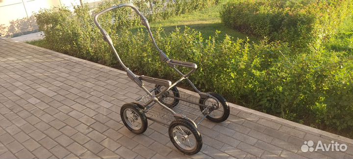 Шасси для коляски inglesina