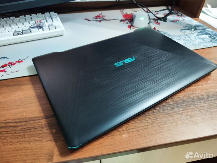 Ноутбук asus gtx 1050, i5-8250U