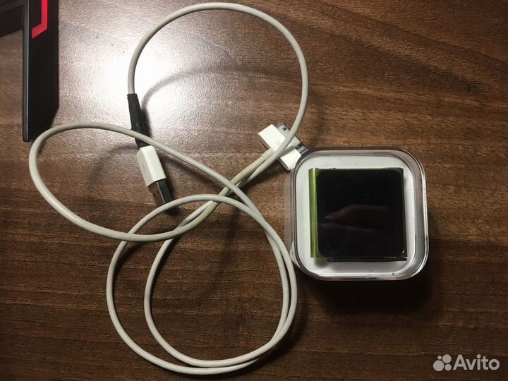 iPod nano 6 green работает, аккумулятор живой