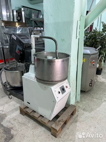 Тестомес, делитель, хлеборезка