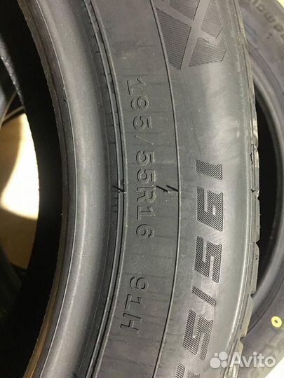 Windforce Snowblazer UHP 195/55 R16 91H