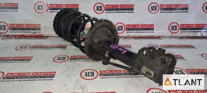 Стойка передняя правая toyota vista