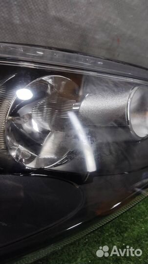 Фара правая Ford Fiesta (CB1) 2009