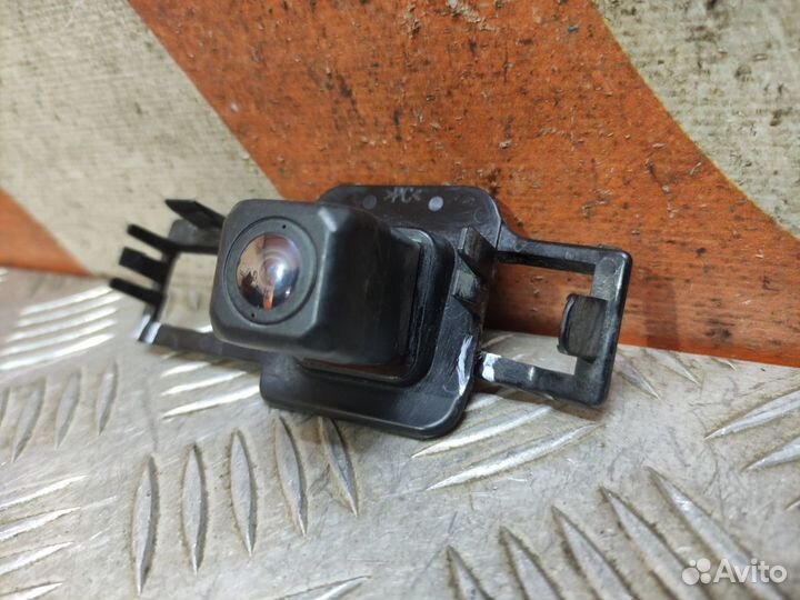 Камера заднего вида Toyota Camry 7 XV50 2014-2018