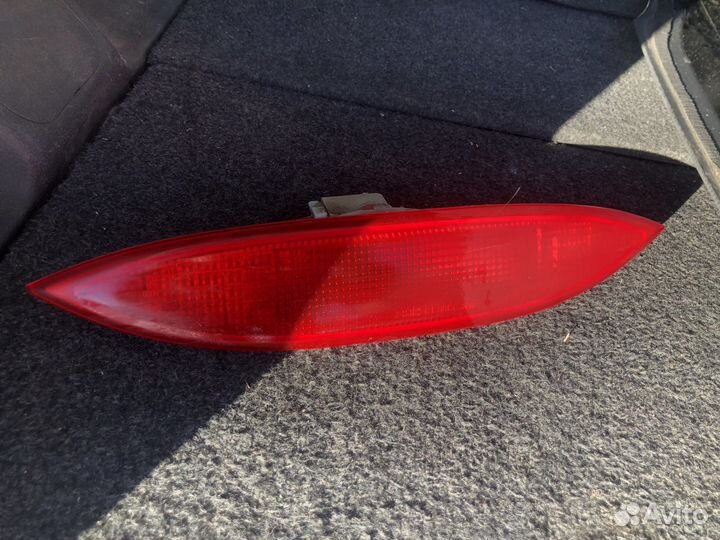 Стоп сигнал, зад. фонарь Nissan Note / Ниссан ноут