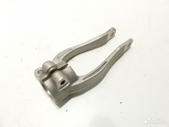 Крепление амортизатора бмв G30 G32 G11 F90 bmw R