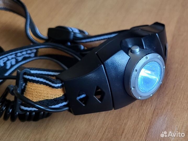 Налобный фонарь Яркий Луч LH-3D черный