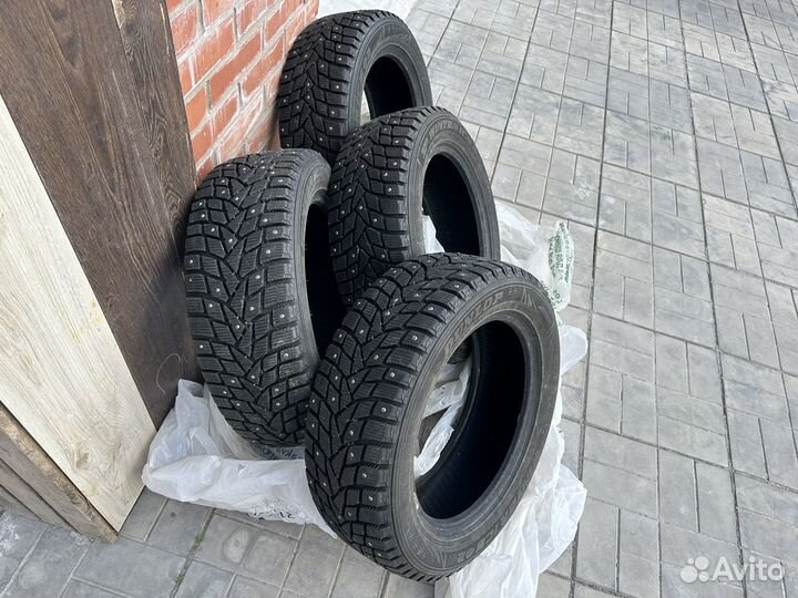 Dunlop SP Winter Ice 02 205/55 R16 94T