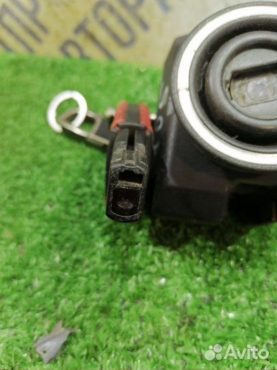 Замок зажигания Mercedes-Benz W202 седан 1.8