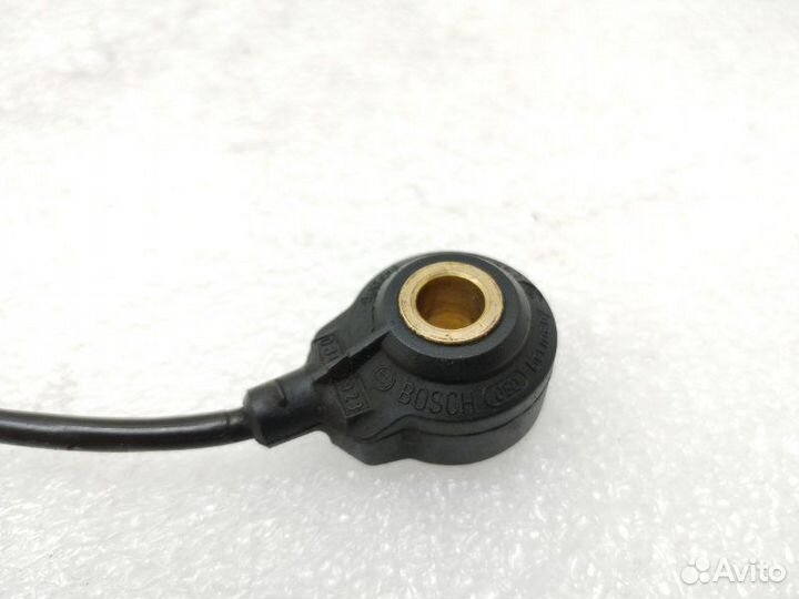 Датчик детонации Volvo Xc90 1 дорест 2.5 B5254T