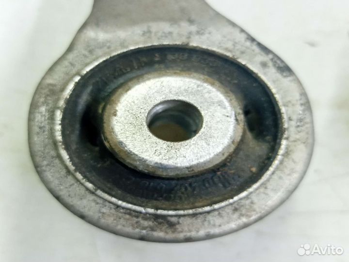 Рычаг передний верхний задний Audi A6 C6 4F