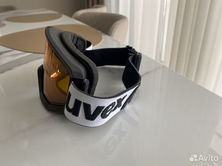 Очки горнолыжные