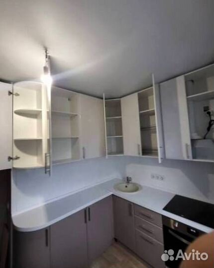 Кухонные гарнитуры