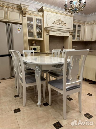 Стол обеденный в наличии