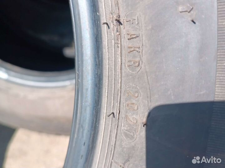 Roadstone Winguard WinSpike SUV 245/60 R18 105T