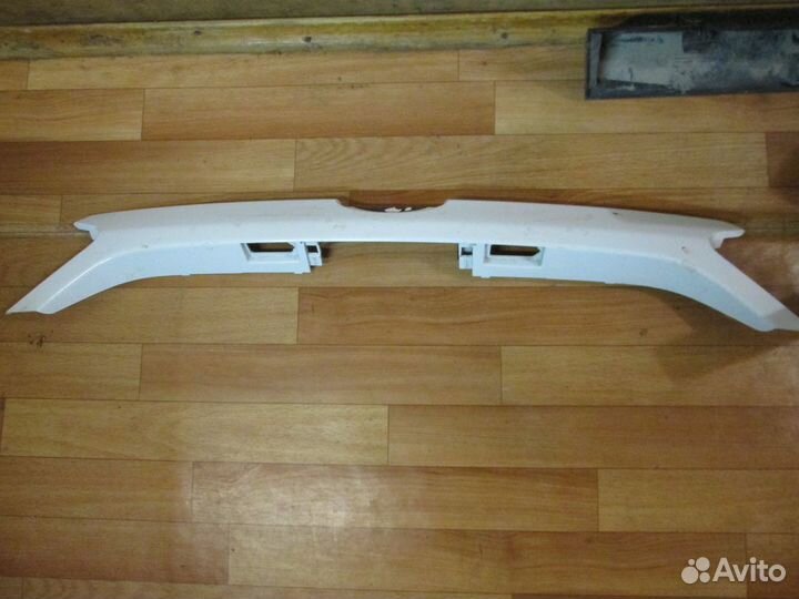 Ford Mondeo 5 (2015) Накладка крышки багажника