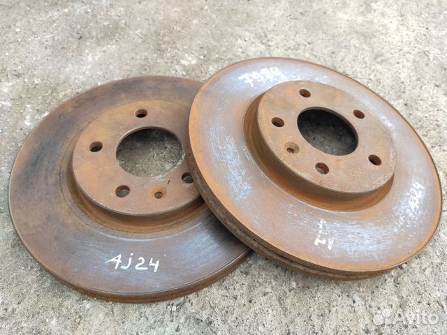 Диски тормозные передние 300mm на Opel Astra J