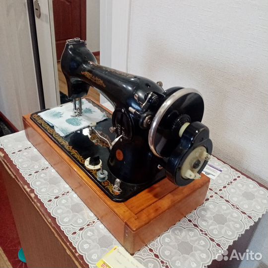 Швейная машина Подольск ручная