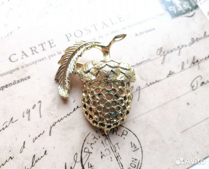 Брошь, винтаж, Sarah Coventry, желудь