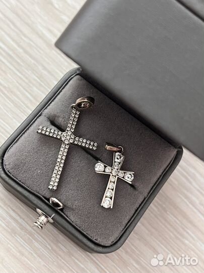 Серебряный крестик