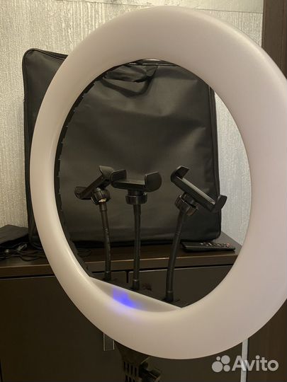 Кольцевая лампа 45 см со штативом