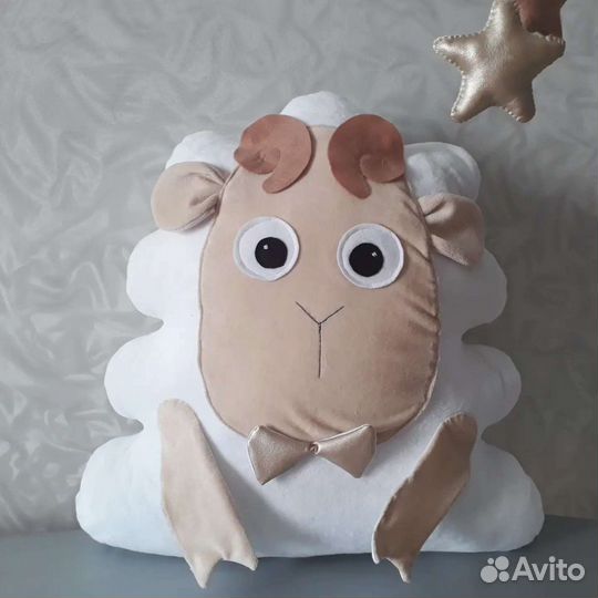 Бортики в кроватку. Декоративные подушки