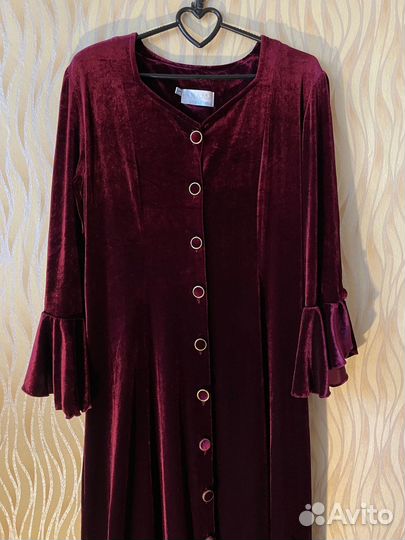 Бархатное платье