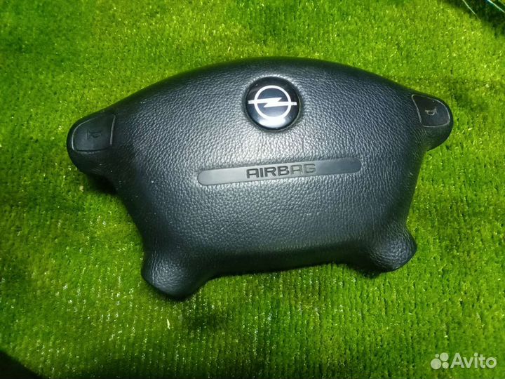 Подушка безопасности Opel Omega B