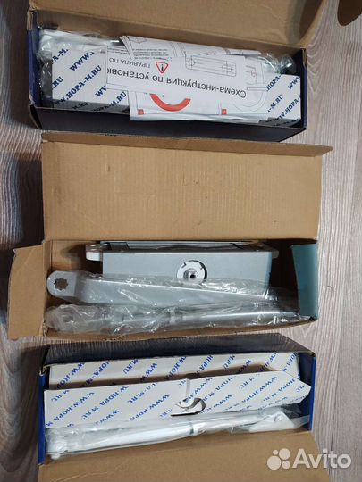 Доводчик дверной