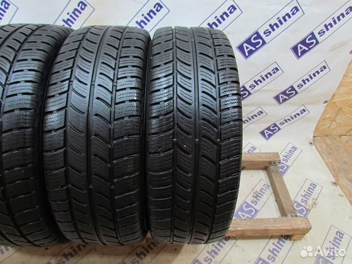 Continental VancoWinter 2 235/65 R16C 88R