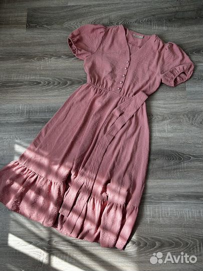 Женские вещи пакетом 5 платьев