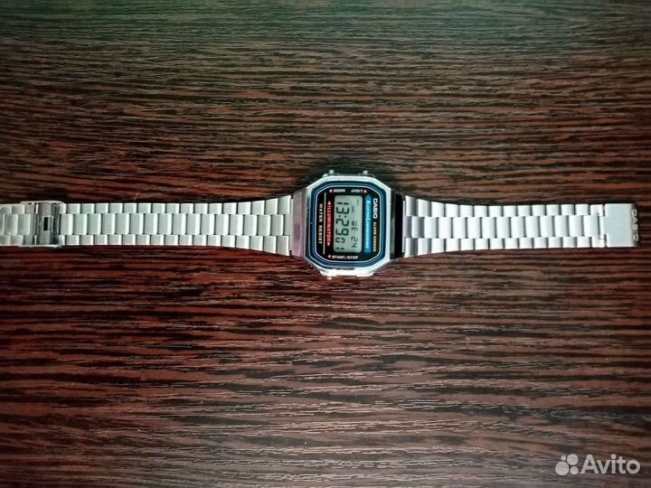 Продам часы Casio оригинал новые